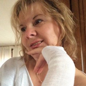 Foto di Alina, عامل الرعاية الاجتماعية والصحية (OSS) a Carre'